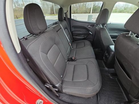 Used 2019 GMC Canyon SLE image 18