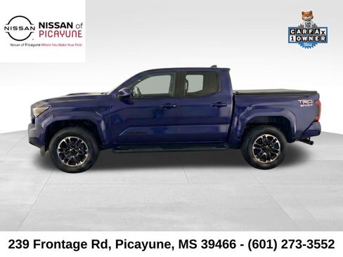Used 2024 Toyota Tacoma TRD Sport RWD image 7