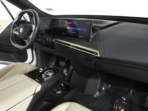Certified 2023 BMW iX xDrive50 AWD/4WD image 12