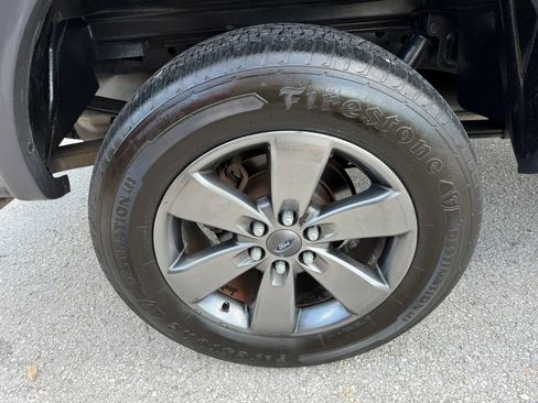 Used 2014 Ford F150 FX4 w/ Equipment Group 402A Luxury AWD/4WD image 16