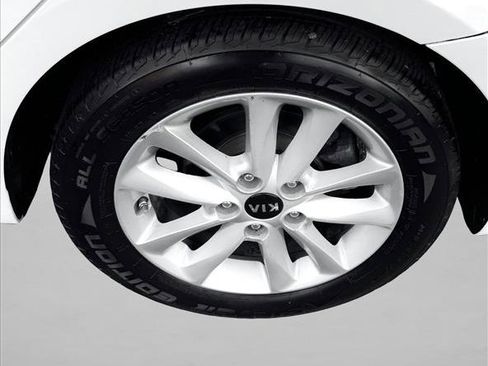 Used 2017 Kia Forte LX w/ LX Popular Package image 9