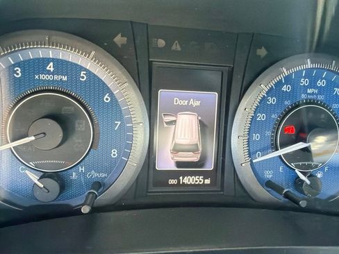 Used 2017 Toyota Sienna XLE FWD image 14