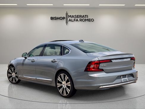 Used 2023 Volvo S90 B6 Ultimate w/ Protection Package Premier AWD/4WD image 4