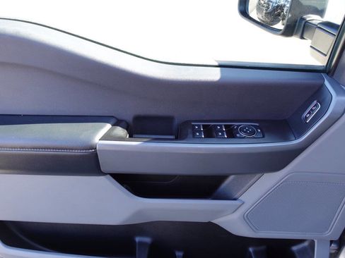 Used 2024 Ford F250 XLT image 13