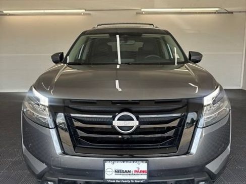 Certified 2024 Nissan Pathfinder SL w/ Black Appearance Package AWD/4WD image 22
