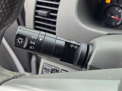 Used 2019 Nissan Frontier SV image 37