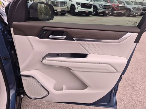 Certified 2024 GMC Acadia Denali w/ LPO, Floor Liner Package FWD image 36