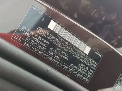 New 2026 Volvo XC90 B5 Core image 32