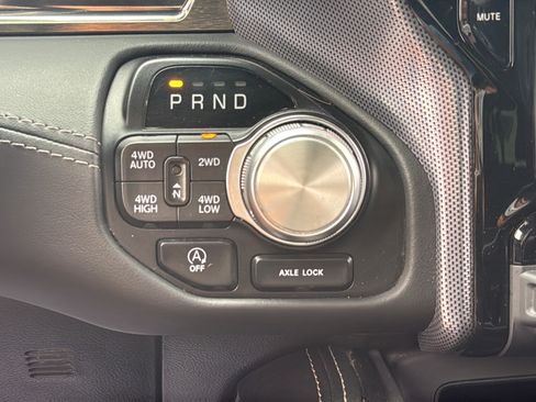 Used 2020 RAM 1500 Limited AWD/4WD image 30