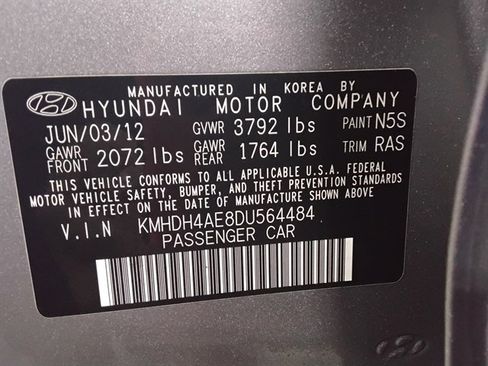 Used 2013 Hyundai Elantra Limited image 17