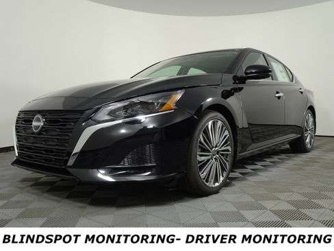 Used 2025 Nissan Altima 2.5 SL image 3