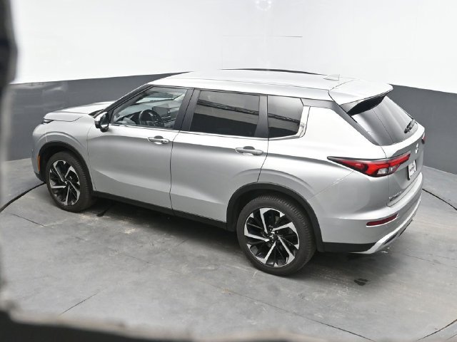 Used 2024 Mitsubishi Outlander SE AWD/4WD image 27