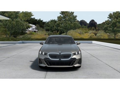 New 2026 BMW 540i xDrive w/ M Sport Package image 3