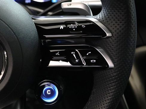 Used 2022 Mercedes-Benz SL 63 AMG 4MATIC image 7