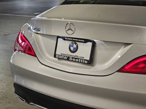 Used 2018 Mercedes-Benz CLA 250 image 7