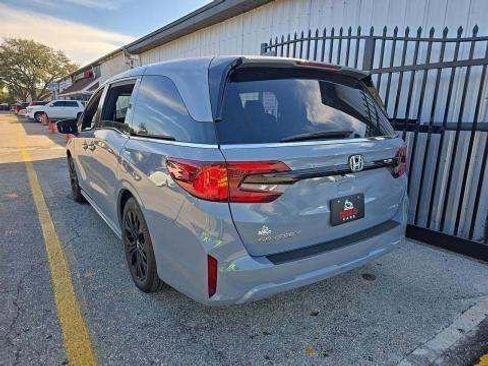 Used 2025 Honda Odyssey Sport-L image 3