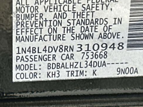 Used 2024 Nissan Altima 2.5 SV FWD image 31