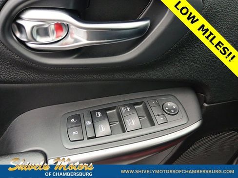 Used 2020 Jeep Cherokee Latitude Plus image 29