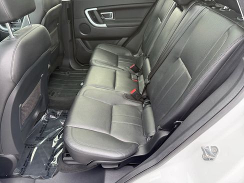 Used 2016 Land Rover Discovery Sport HSE image 10