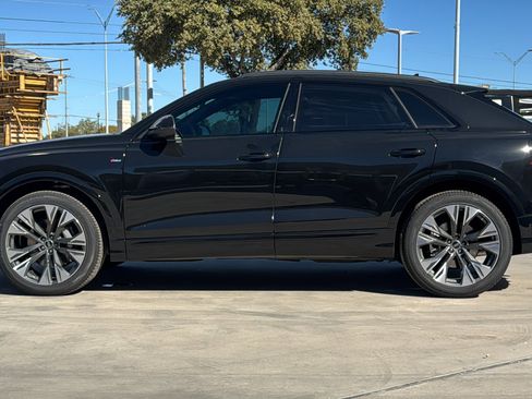New 2026 Audi Q8 Premium Plus image 4