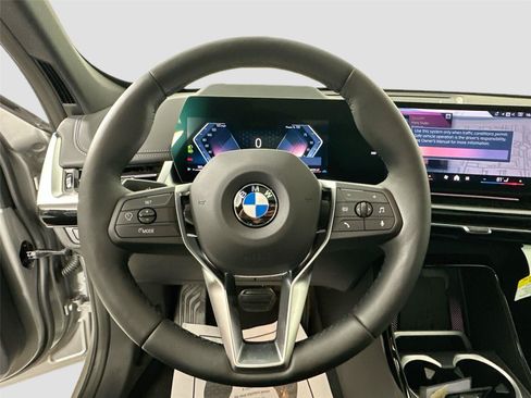 Used 2026 BMW X1 xDrive28i w/ Technology Package AWD/4WD image 21