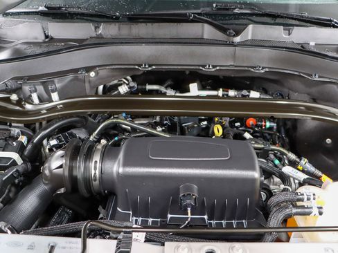 Used 2023 Ford Explorer Limited AWD/4WD image 32