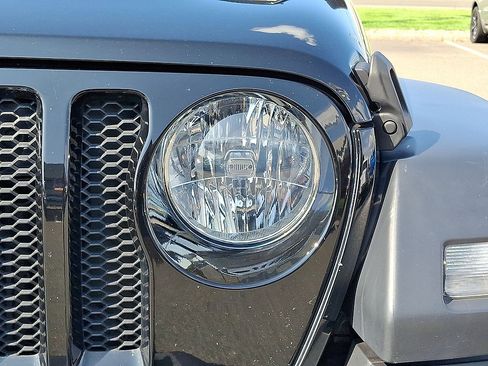Used 2022 Jeep Wrangler Unlimited Sport AWD/4WD image 34