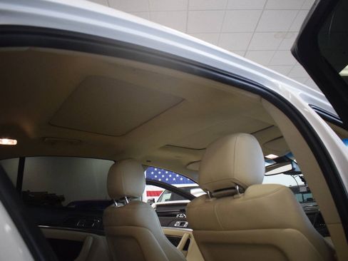 Used 2013 Lincoln MKS AWD image 46