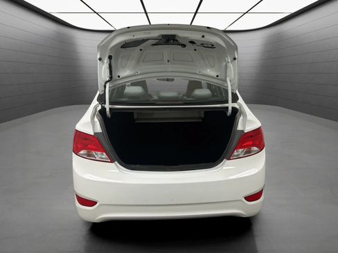 Used 2016 Hyundai Accent SE FWD image 18