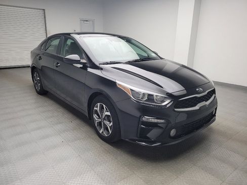 Used 2019 Kia Forte LXS FWD image 13