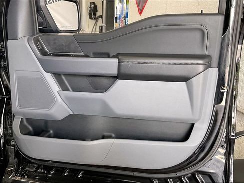 Used 2025 Ford F150 XLT w/ Equipment Group 301A Standard RWD image 20
