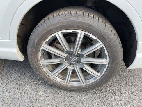 Used 2019 Audi Q7 3.0T Premium Plus AWD/4WD image 26