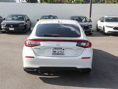 Used 2024 Honda Civic Sport image 6