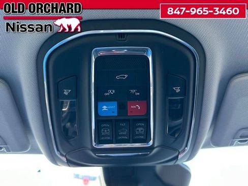 Used 2022 Jeep Grand Cherokee Limited 4xe image 18