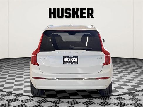 Used 2024 Volvo XC90 B5 Plus image 6