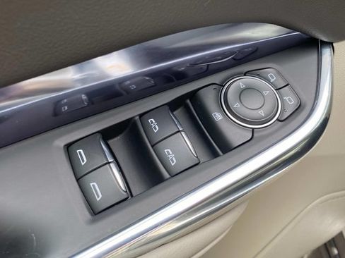 Used 2023 Cadillac XT4 Luxury FWD image 13