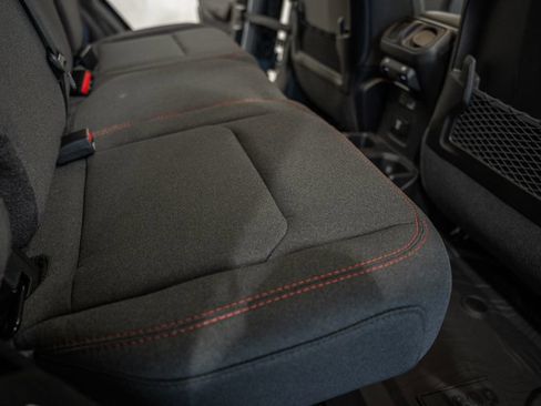 New 2026 Jeep Wrangler Unlimited Rubicon image 32