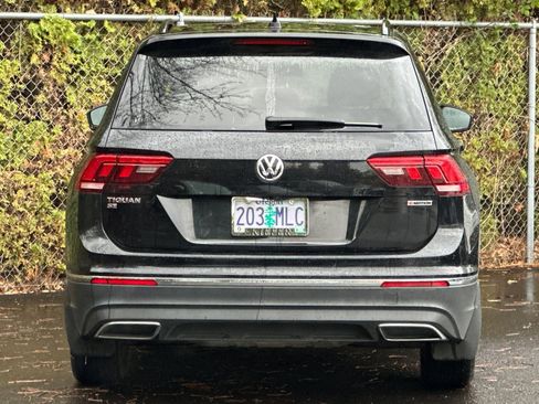 Used 2020 Volkswagen Tiguan SE image 5