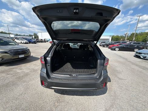 Used 2020 Subaru Outback Premium AWD/4WD image 9