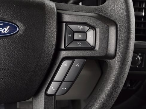 Used 2018 Ford F250 XLT w/ XLT Premium Package image 17