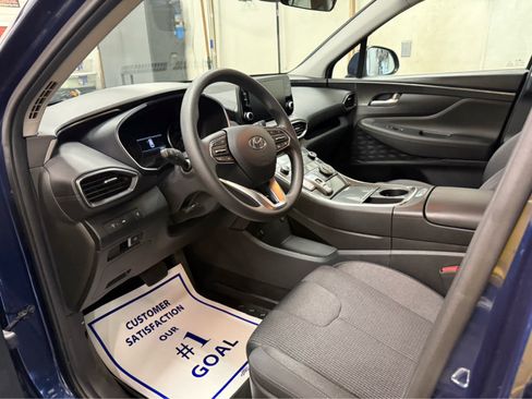 Used 2023 Hyundai Santa Fe SE AWD/4WD image 9