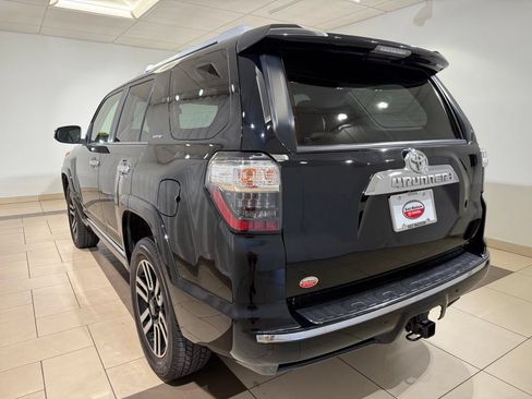 Certified 2019 Toyota 4Runner Limited AWD/4WD image 3