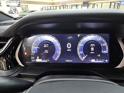 Used 2023 Jeep Grand Cherokee L Overland w/ Rear Seat Video Group I AWD/4WD image 32