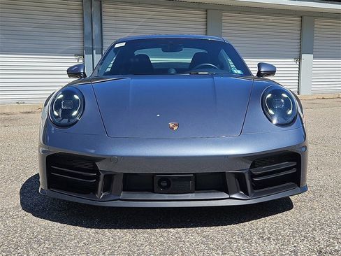 Certified 2025 Porsche 911 Carrera image 10