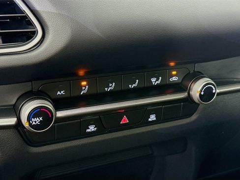 Used 2023 MAZDA CX-30 AWD 2.5 S image 19