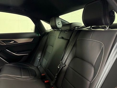 Certified 2024 Jaguar XF R-Dynamic SE image 26