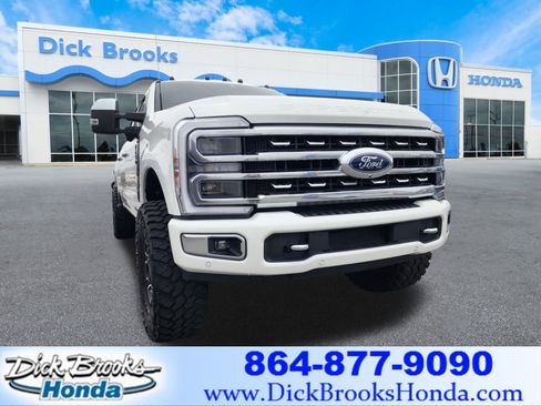 Used 2024 Ford F250 Platinum w/ FX4 Off-Road Package image 1