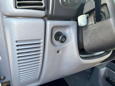 Used 1997 Jeep Wrangler SE AWD/4WD image 12