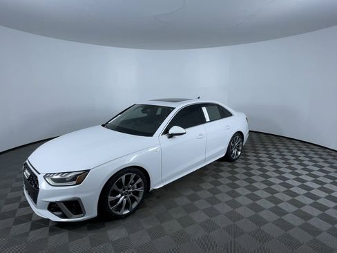 Used 2022 Audi A4 2.0T Premium Plus w/ Premium Plus Package image 4