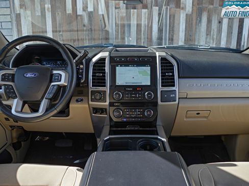 Used 2018 Ford F250 Lariat w/ Lariat Ultimate Package AWD/4WD image 16